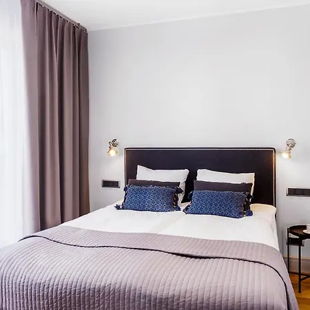 Apartamento 7th Floor & *