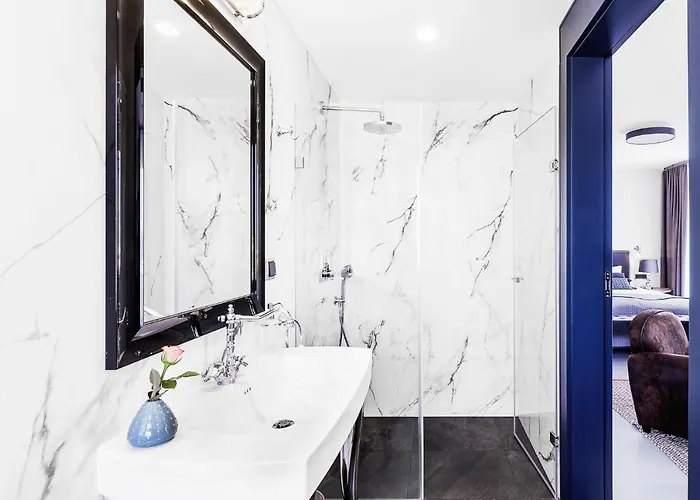 Apartment 7th Floor &